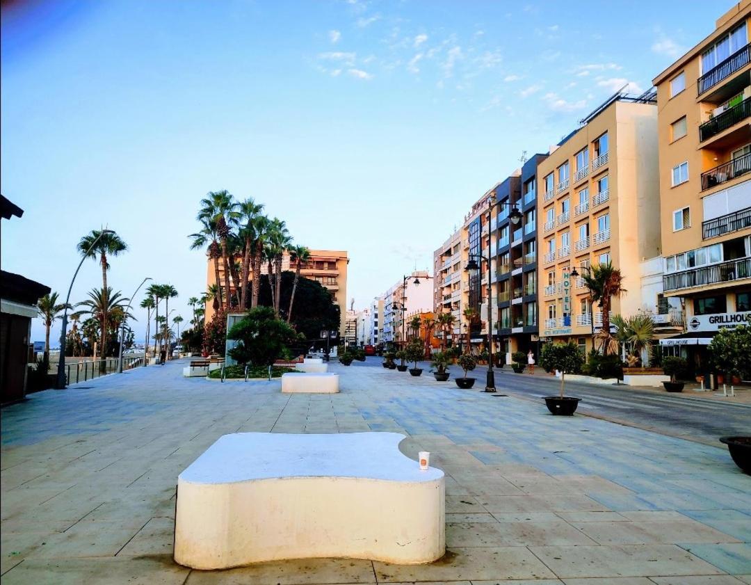 Apartamento Playa Estepona Exterior foto